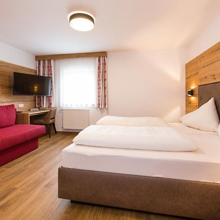 Alpenhotel Ernberg Ройтте Екстер'єр фото
